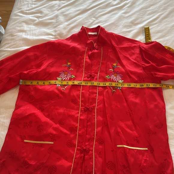Vintage Chinese red pajamas with embroidery. - Picture 12 of 14